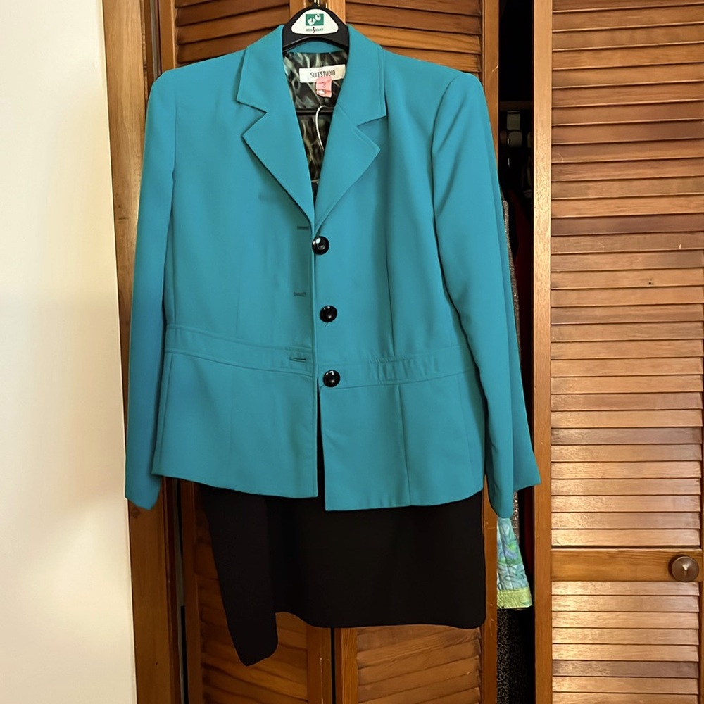 2 piece suit